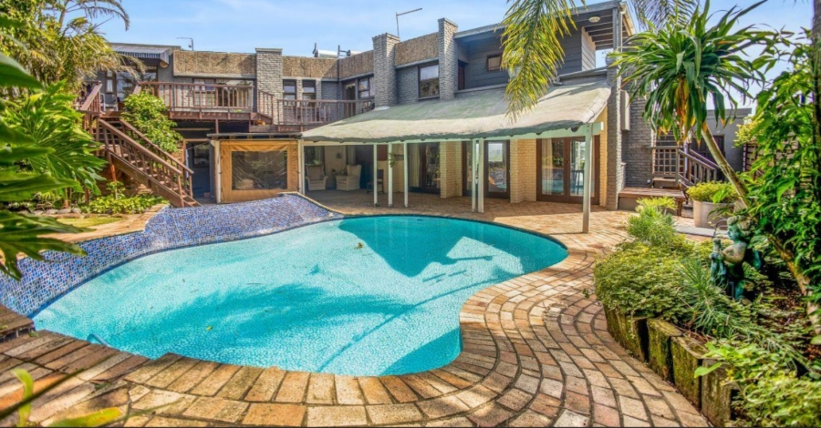 6 Bedroom Property for Sale in Blue Bend Eastern Cape